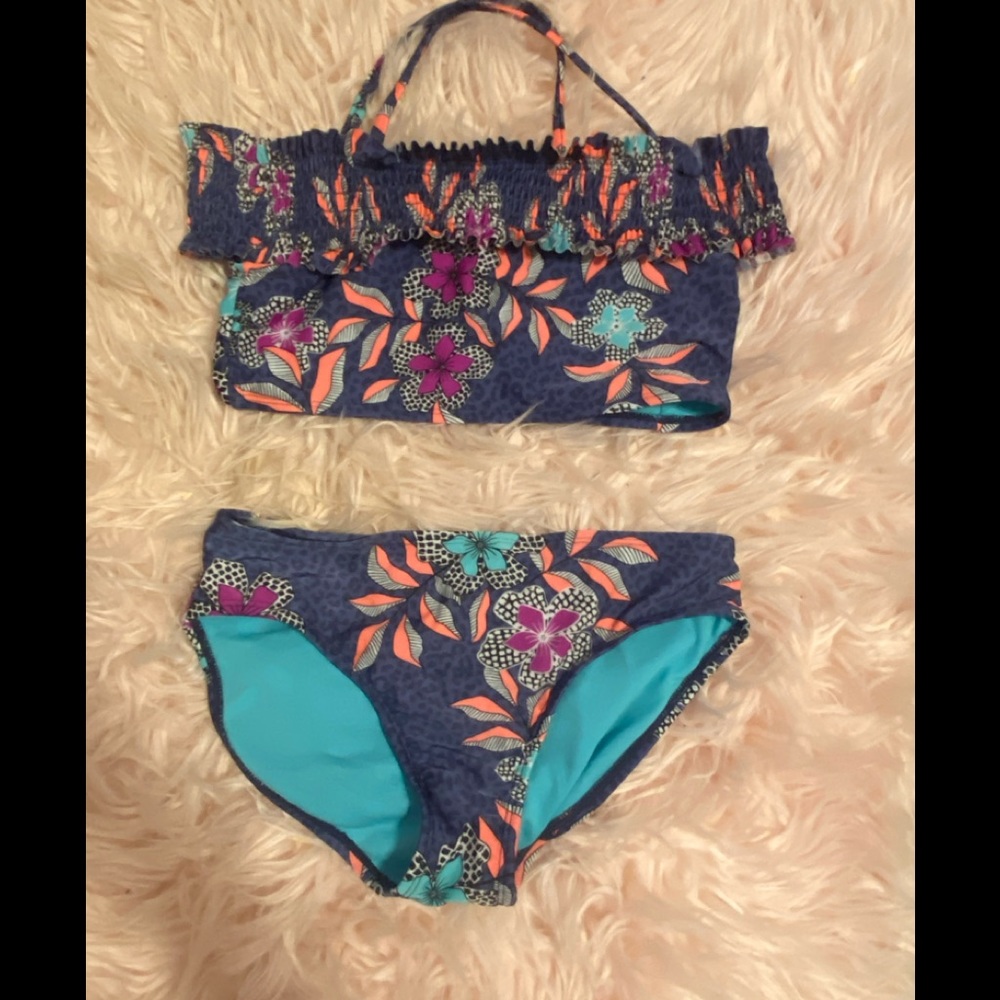 Art class cold shoulder 2 piece bathing suit